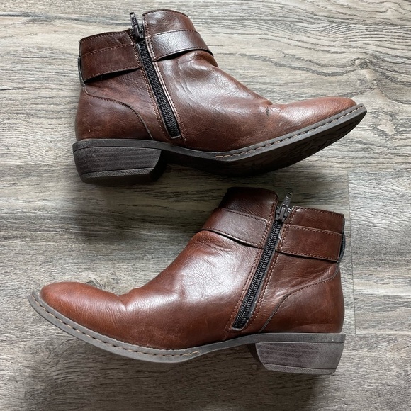 B.o.c. Women’s Brown zip u Booties, size 8.5 - Picture 6 of 10